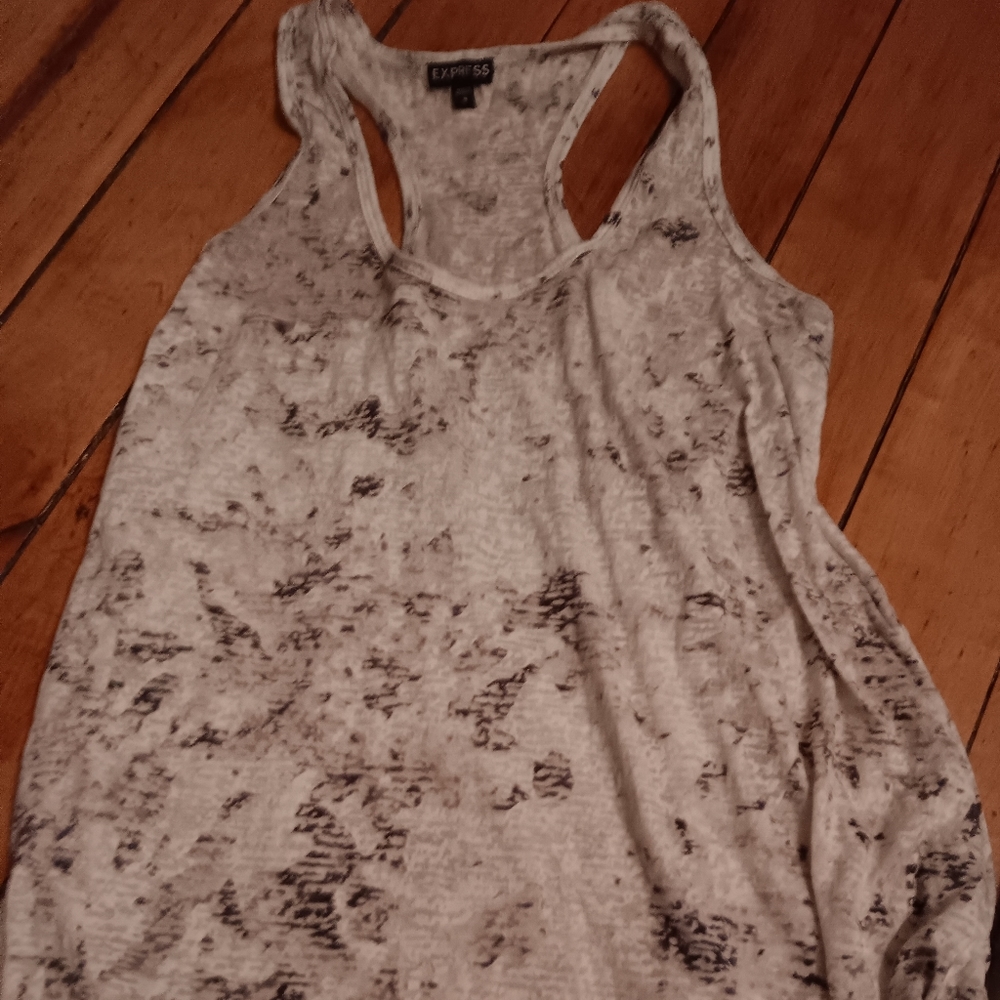 Loose sheer tank